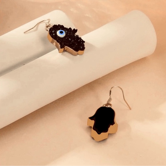 “Hamsa” Evil Eye Black Druzy Geode Sparkly Gold Dipped Protection Pray Earrings - Picture 5 of 5